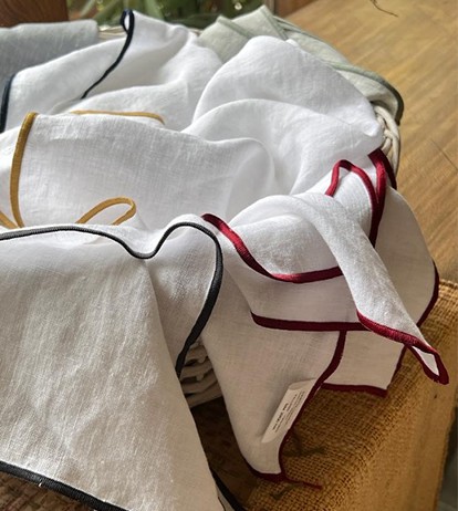 TABLE LINEN