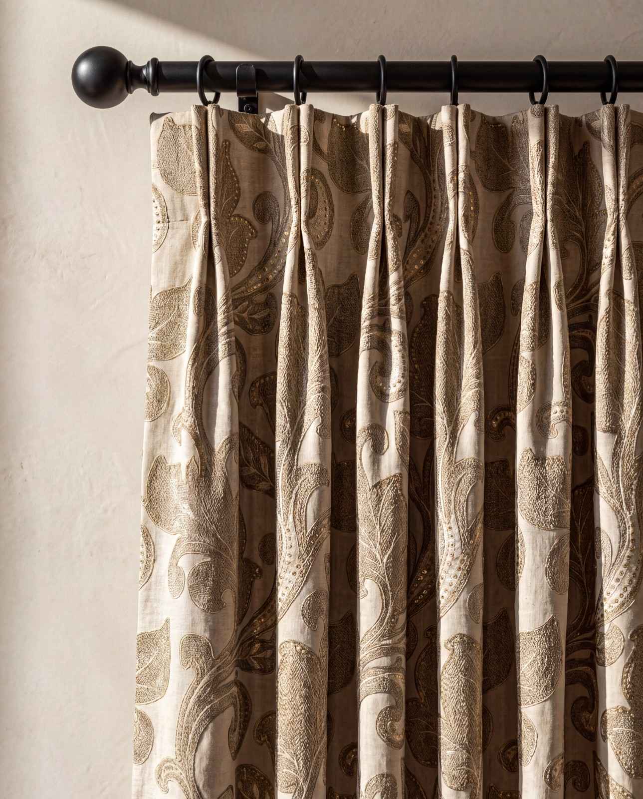 DRAPES, DIMOUTS AND BACKOUTS