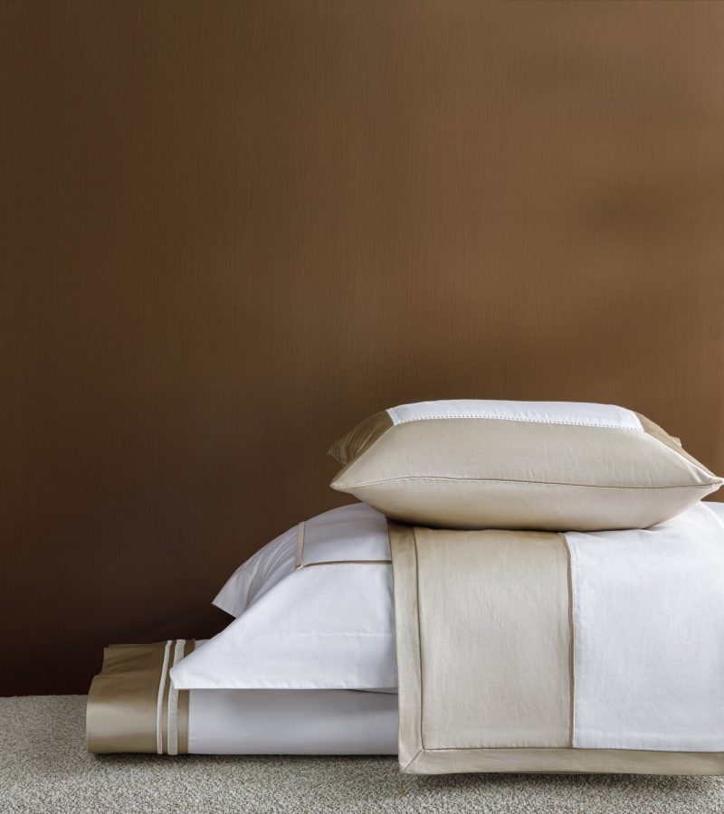 PILLOWS AND SHEETS
